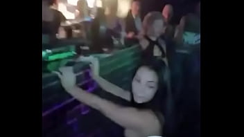 Preview 4 of Cum Milkk - Putinha do polivalente arax&aacute_ mg mostrando os peitos