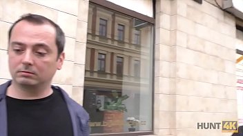 Preview 1 of Xx Saksi Video Banke - HUNT4K. S&uuml_&szlig_e Rache vor den Augen ihres Freundes