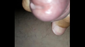 Preview 4 of Xxxvideos Rape - Brincando com a rola e pensando nas casadas gostosas