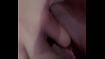 Preview 2 of Pornt Video Downlod - Mi amiga me regala esto
