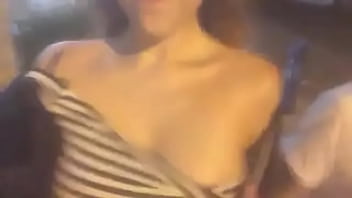 Preview 1 of Like To See Cock - Prima Perfeita Se Filmando Na Rua