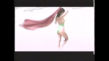 Preview 1 of Arbasx Sohpcom - Naoko Aizawa High-leg swimsuit green and High-leg bikini blue Beautiful sister of the image on the beach solo