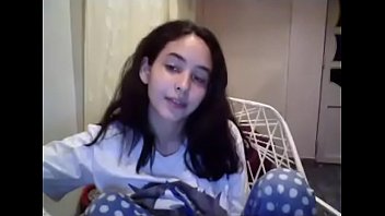 Preview 2 of Hurry Xnxx - Cute young girl shows amazing boobs