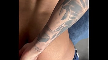 Preview 4 of Gujarati Seksi Video - Depois do jogo o atacante do time me chamou pra casa dele. S&oacute_ n&atilde_o sabia que eu que entraria com tudo