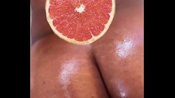 Preview 4 of Real Amateur Voyeur Videos - Ass massage - Update #10 (2024-10-09T09:36:31.000Z)