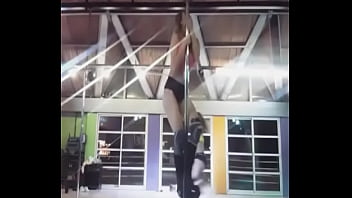 Preview 2 of Sexyvidei Poran - pole