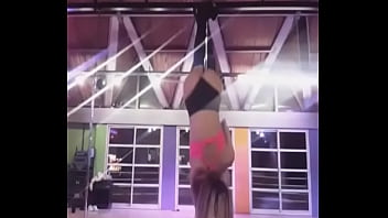 Preview 3 of Sexyvidei Poran - pole