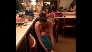 Preview 3 of Xxxxxpf - BooB Clapping chick