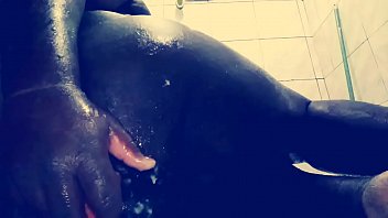 Preview 2 of Nina Hartley Fucking Chair - Cenouro no cu