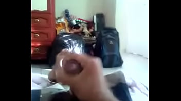 Preview 1 of Xxx Combd - Mastubandome pensando en ti
