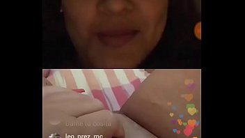 Preview 2 of Pussy Kissing With Mssage - Safada mostrando que a buceta t&aacute_ raspadinha ao vivo
