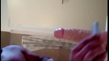 Preview 4 of Mia Khalifa 1h - Il s&#039_amuse seul dans sa salle de bain
