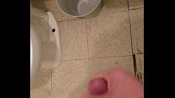Preview 2 of Pas Me Sotehue Xnxx - Masturbating the bathroom