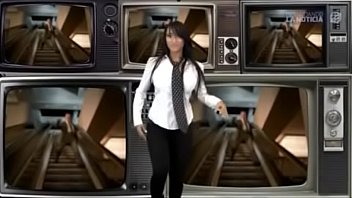 Preview 2 of Zabar Dasti Rap - Paola Romero