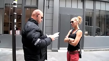 Preview 1 of Johnny Sins With Nicolette Shea - Cat girl aime les bite