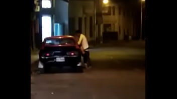 Preview 1 of Gelin Ojeda - Sexo en v&iacute_a p&uacute_blica