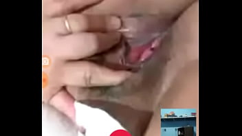 Preview 2 of Cutr With Slim - Gostosa casada