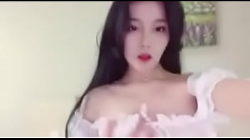 Preview 2 of Www Xxxx Vediuo - Who is she