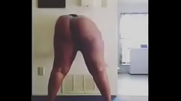 Preview 4 of Porn And Cum - All dat ass bouncein