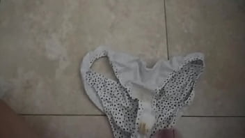 Preview 3 of Corea Pussy Tube - corrida en bragas de mi mujer 3
