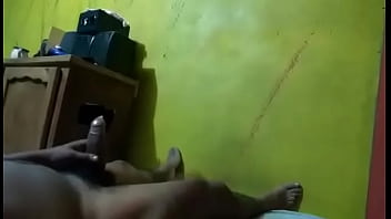 Preview 1 of Sex Porno Jepun Mama Vs Anak - Chacal se corre dentro del condon.