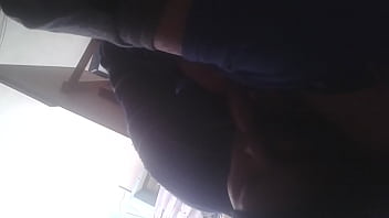 Preview 2 of Mom Anf Son Sleep - tercera parte con el jotito en la sala