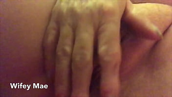 Preview 2 of Mom X Video Com - Wifey Mae Rub