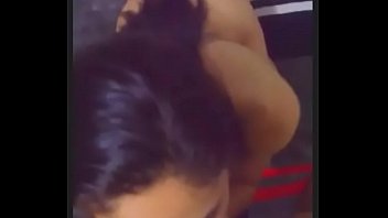Preview 2 of Big Breast Woman Shower - Casada Chupando e dando gostoso pro Marido