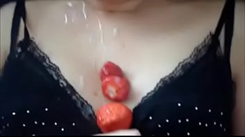 Preview 2 of Suny Leun Sex Vido - Amateur - cream on strawberrie