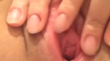 Preview 2 of Laki Pendek - Moc Cai Lon Cuc Non To Cua Em