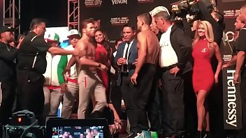 Preview 4 of 4 Boy And - Bulto de Canelo &Aacute_lvarez en el pesaje