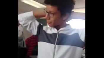 Preview 2 of Jebem Milicu - Joven se masturba en plena clase