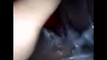 Preview 4 of Moglie Amante - CLAUDIA METIENDOSE DESODORANTE