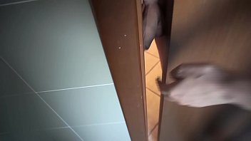 Preview 2 of Gand Sex Vid - Mistress Diva del Tubo slaughters the penis of her