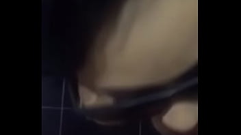 Preview 2 of Mcxnxx - Pamela Ferrary bebendo leitinho