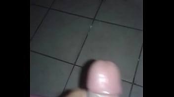 Preview 2 of Wwwwxxxx Gom - tirando la leche