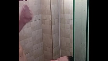 Preview 2 of Smal Boyas And Girls Xxx - Eu ajudo minha vizinha com seu banho no pelo