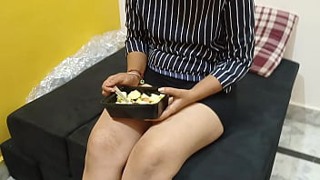 Preview 4 of Bangladeshi Povha Xxx Com - Angry Indian girlfriend fucked hard by boyfriend ( hindi audio) Part 1
