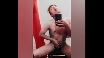 Preview 1 of Arab Big Bode Xxx - Chico caliente
