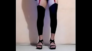 Preview 1 of Hebba Patel Sex Videos - crossmariann bailando con su ropita de noche