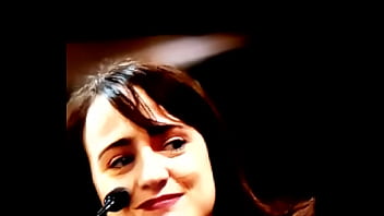 Preview 4 of 8 Plus Porn - Hot 31yo Mara Wilson cum tribute
