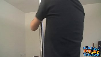 Preview 1 of Hort Sex Xxx Hd - Tattooed straight thug masturbating after using a dance pole