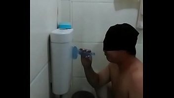 Preview 2 of Holi Bengali Chuda Chudi New New - 洗澡时穿丝袜自插1