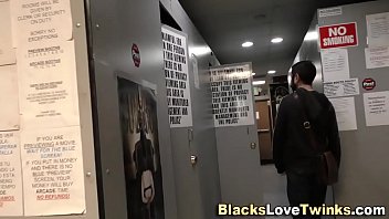 Preview 1 of Tube Porn Meine - Black dude slamming ass