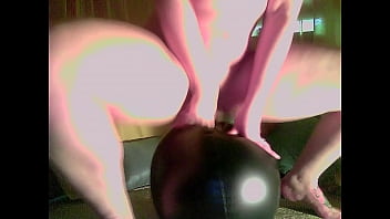 Preview 3 of Lick And Fingering - My Girlfriend Kelly O while i was at work.. video shot on old cell phone