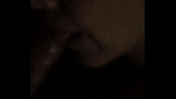 Preview 2 of Xxx Videos Wallpaper - Mi morena de lentes dandome rica mamada