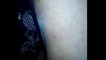 Preview 1 of Indian Aunty Finger Sex - estreno conmigo,  abajo