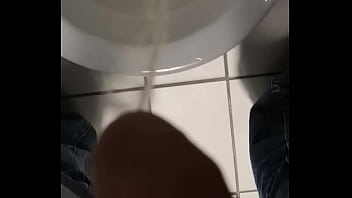 Preview 2 of Wiser Family - Pissing