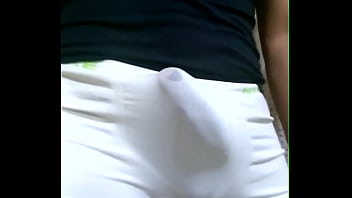 Preview 1 of Guys Hunping Gay - Moreno com muito tes&atilde_o provocando _p