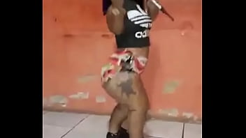 Preview 3 of Search Xxx Video Of Sunny - Dwarf with big booty twerking